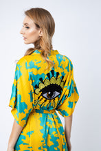 Load image into Gallery viewer, Beach kimono with Eye / Cat application