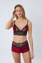 Load image into Gallery viewer, Velour cotton lingerie bordo set with lace shorts and bra